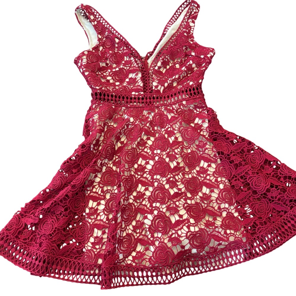 Red/Burgundy Lace Women's Small Maniju Dress | Sweetheart Neckline | Under Slip